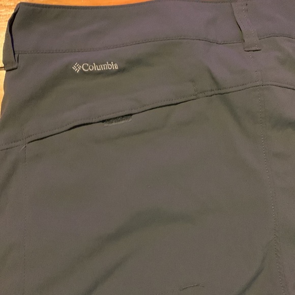 Columbia Women’s Convertible Hiking Pants - Picture 5 of 5
